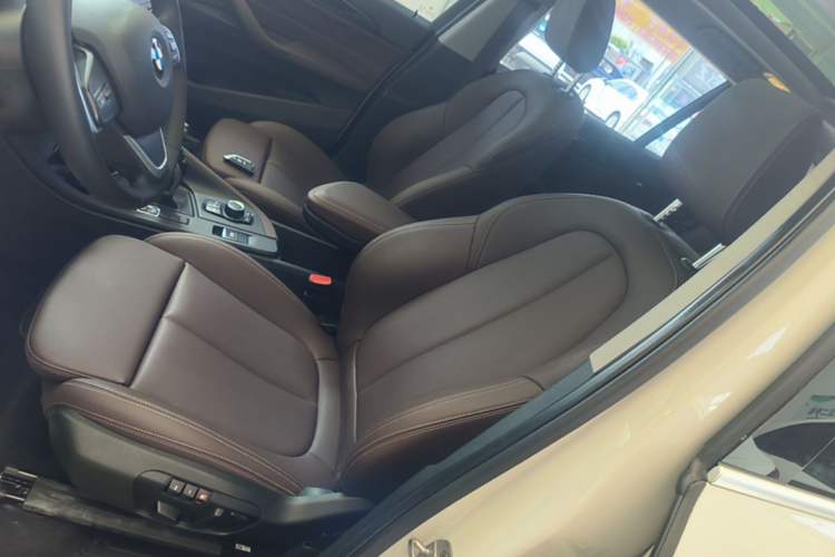 Used BMW X1 2020 sDrive20Li Fashion Model Left Front Seat