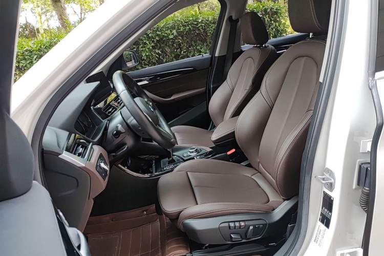 Used BMW X1 2020 sDrive20Li Premium Edition Left Front Seat