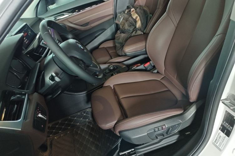 Used BMW X1 2020 sDrive20Li Fashion Model Left Front Seat