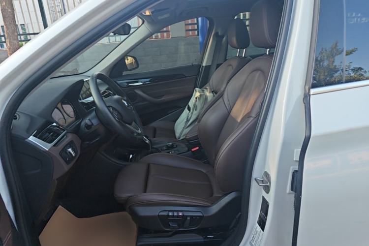Used BMW X1 2020 sDrive20Li Fashion Model Left Front Seat