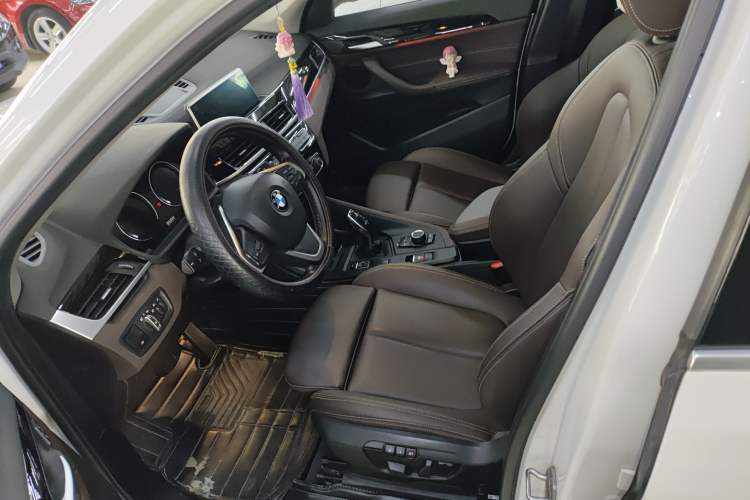 Used BMW X1 2020 sDrive20Li Fashion Model Left Front Seat