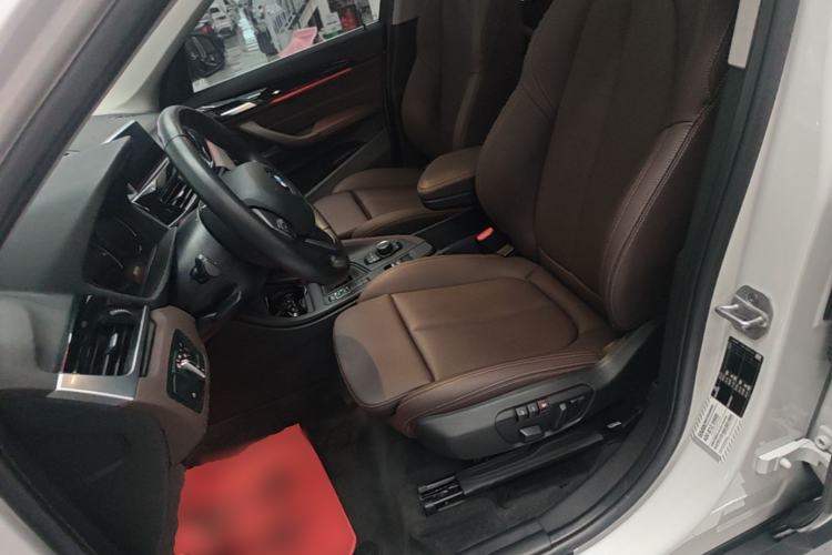 Used BMW X1 2020 sDrive20Li Fashion Model Left Front Seat