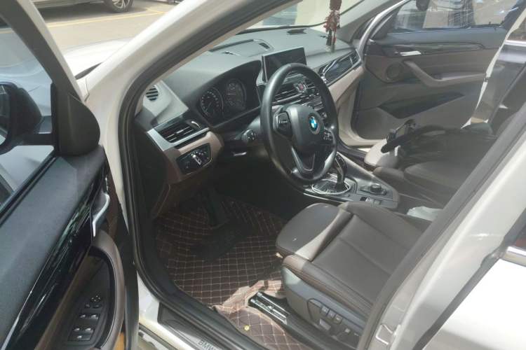 Used BMW X1 2020 sDrive20Li Fashion Model Left Front Seat