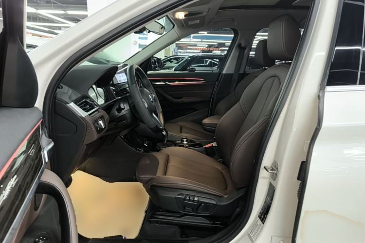 Used BMW X1 2020 xDrive25Li Luxury Edition Left Front Seat