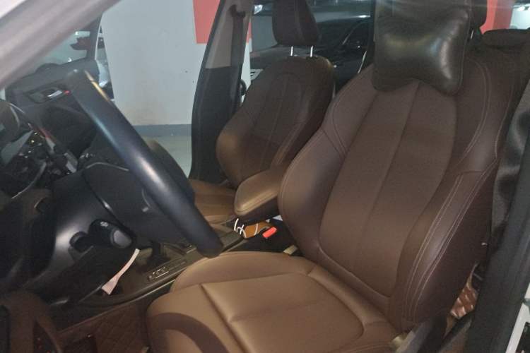 Used BMW X1 2020 sDrive20Li Fashion Model Left Front Seat