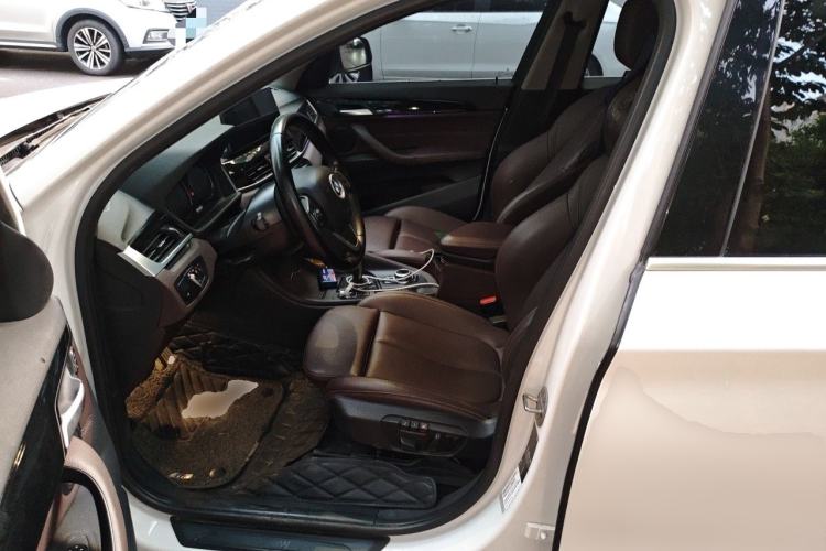 Used BMW X1 2020 sDrive25Li Leading Model Left Front Seat
