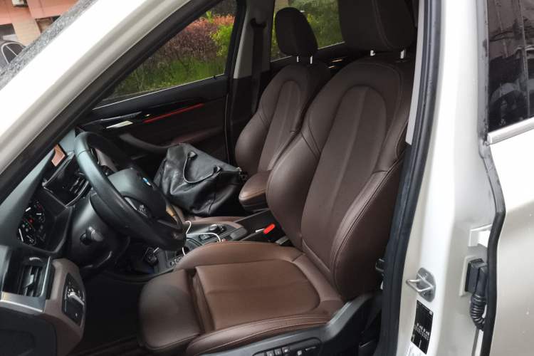 Used BMW X1 2020 sDrive20Li Fashion Model Left Front Seat