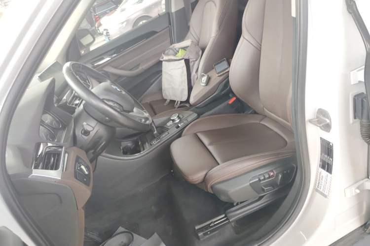 Used BMW X1 2020 sDrive25Li Leading Model Left Front Seat
