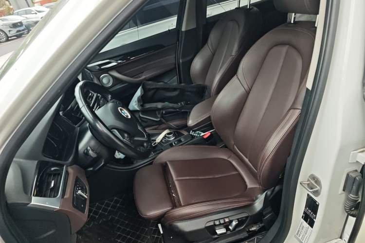Used BMW X1 2020 sDrive20Li Fashion Model Left Front Seat