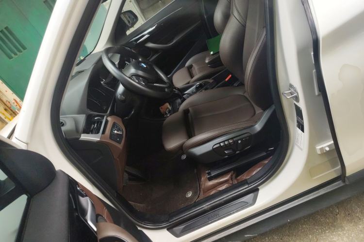 Used BMW X1 2020 sDrive20Li Fashion Model Left Front Seat