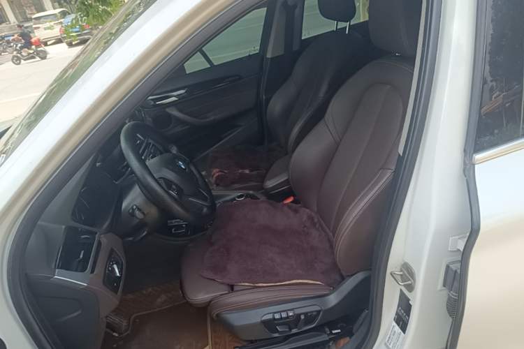 Used BMW X1 2020 sDrive25Li Leading Model Left Front Seat