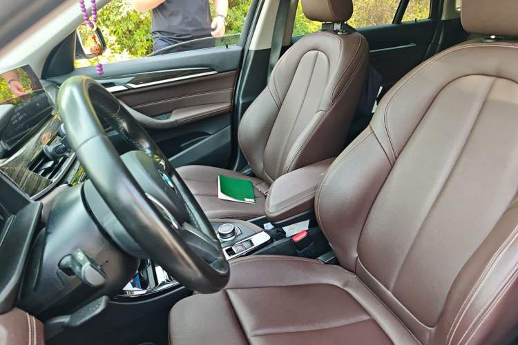 Used BMW X1 2020 xDrive25Li Luxury Edition Left Front Seat