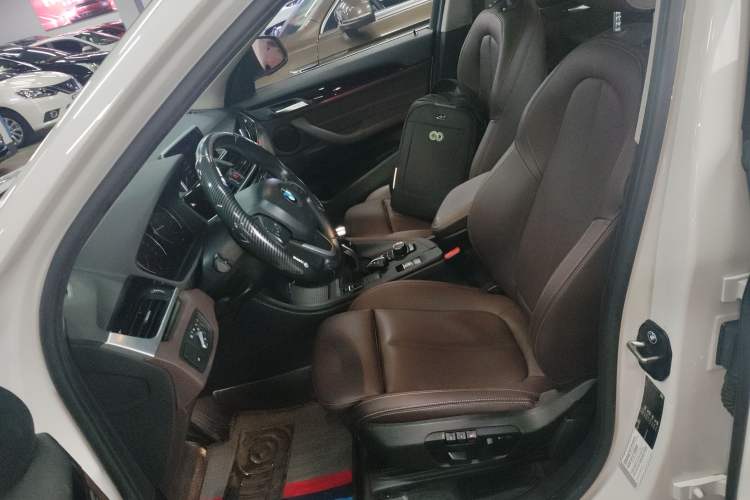 Used BMW X1 2020 sDrive20Li Fashion Model Left Front Seat