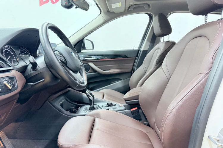 Used BMW X1 2020 sDrive20Li Fashion Model Left Front Seat