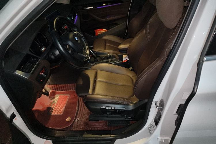 Used BMW X1 2020 sDrive20Li Fashion Model Left Front Seat
