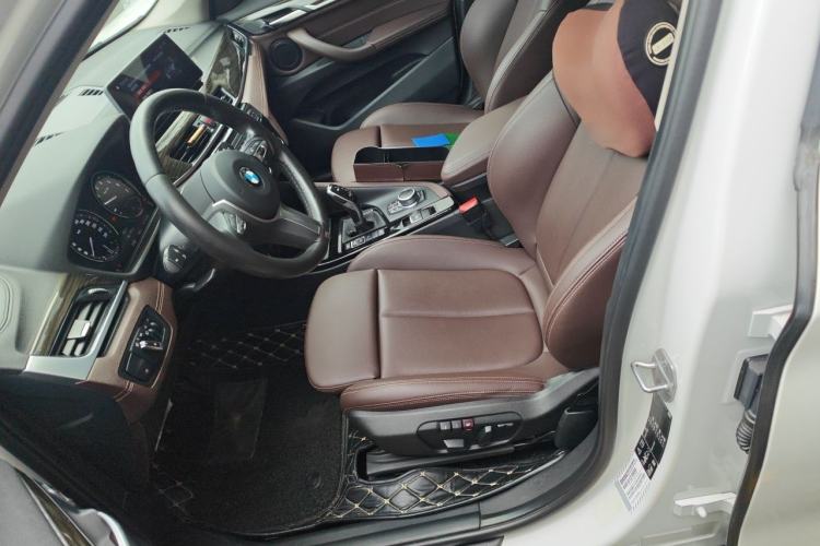 Used BMW X1 2020 xDrive25Li Luxury Edition Left Front Seat