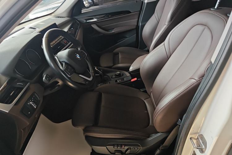 Used BMW X1 2020 sDrive20Li Fashion Model Left Front Seat
