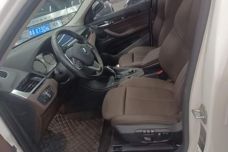 Used BMW X1 2020 sDrive20Li Fashion Model Left Front Seat