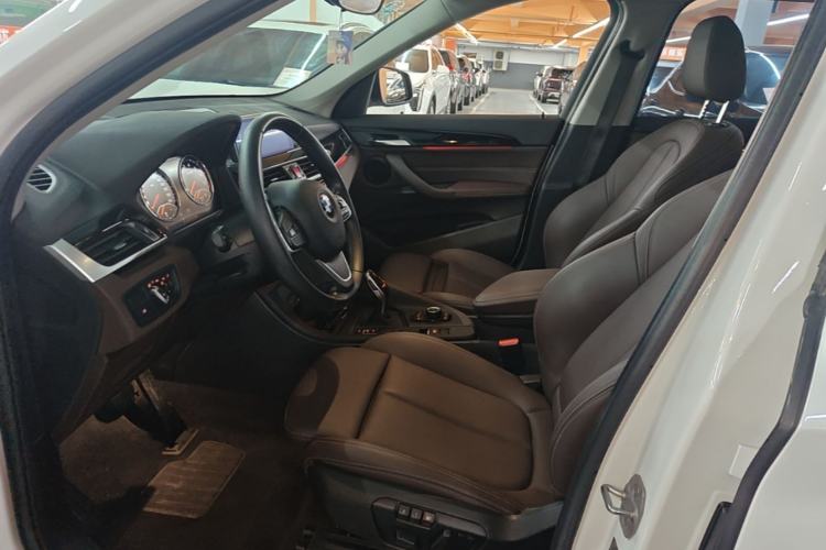 Used BMW X1 2020 sDrive20Li Fashion Model Left Front Seat