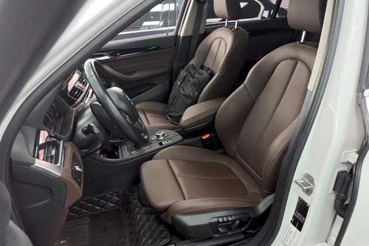 Used BMW X1 2020 sDrive25Li Leading Model Left Front Seat
