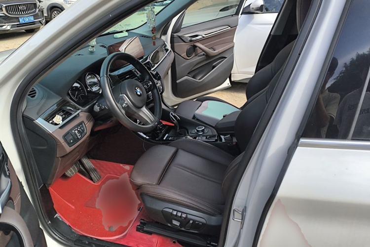 Used BMW X1 2020 xDrive25Li Luxury Edition Left Front Seat