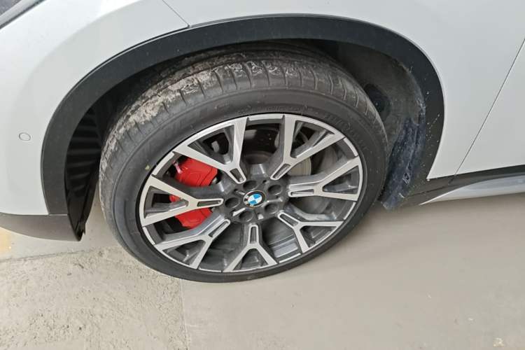 Used BMW X1 2020 xDrive25Li Luxury Edition Left Front Wheel Hub