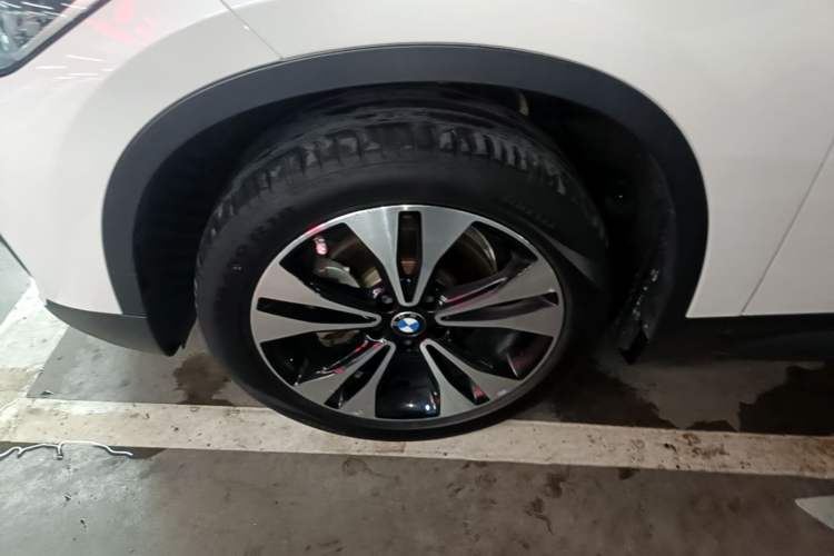 Used BMW X1 2020 sDrive20Li Fashion Model Left Front Wheel Hub