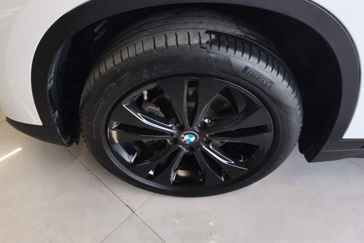 Used BMW X1 2020 sDrive20Li Fashion Model Left Front Wheel Hub