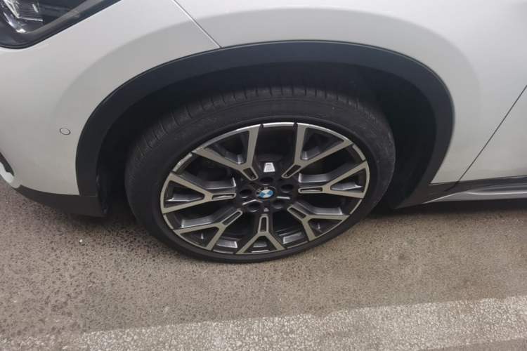 Used BMW X1 2020 xDrive25Li Luxury Edition Left Front Wheel Hub