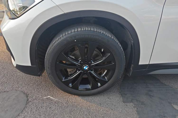 Used BMW X1 2020 sDrive20Li Fashion Model Left Front Wheel Hub