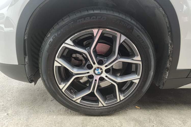 Used BMW X1 2020 sDrive20Li Premium Edition Left Front Wheel Hub