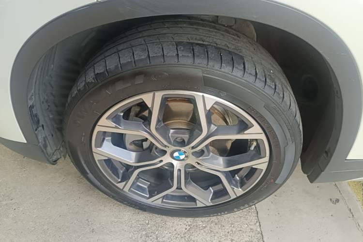 Used BMW X1 2020 sDrive20Li Premium Edition Left Front Wheel Hub