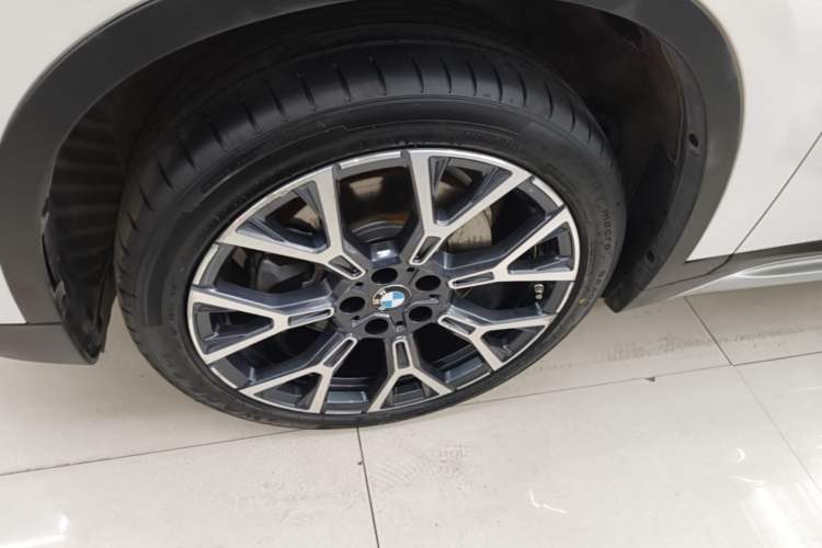 Used BMW X1 2020 xDrive25Li Luxury Edition Left Front Wheel Hub