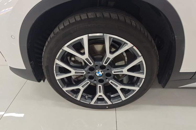 Used BMW X1 2020 xDrive25Li Luxury Edition Left Front Wheel Hub