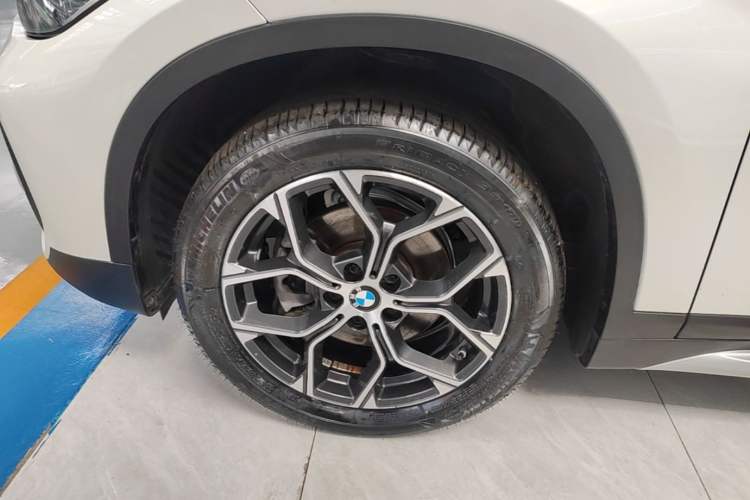 Used BMW X1 2020 sDrive20Li Premium Edition Left Front Wheel Hub