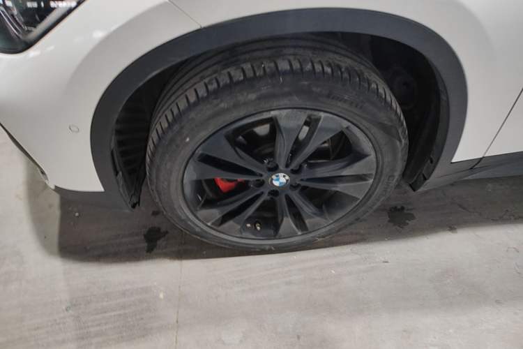 Used BMW X1 2020 sDrive20Li Fashion Model Left Front Wheel Hub