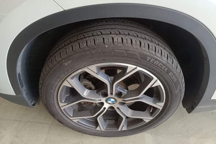 Used BMW X1 2020 sDrive20Li Premium Edition Left Front Wheel Hub