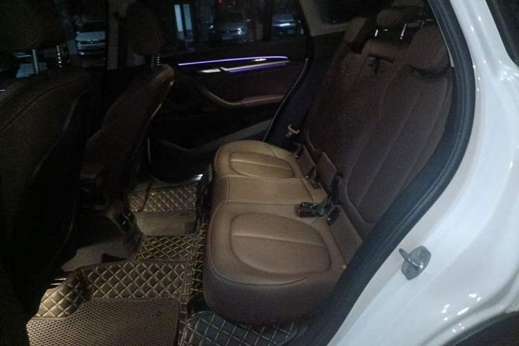 Used BMW X1 2020 xDrive25Li Luxury Edition Left Rear Seat