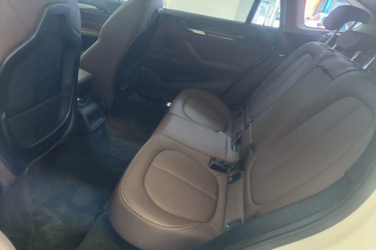 Used BMW X1 2020 sDrive20Li Fashion Model Left Rear Seat