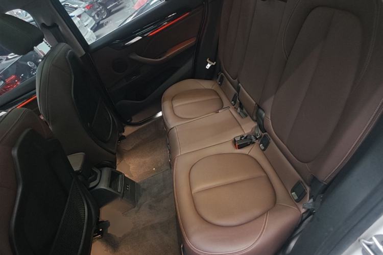 Used BMW X1 2020 sDrive20Li Fashion Model Left Rear Seat