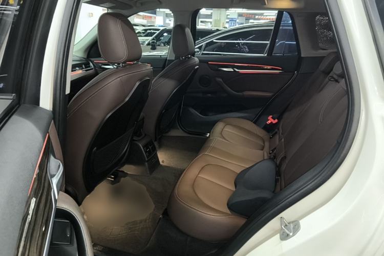 Used BMW X1 2020 xDrive25Li Luxury Edition Left Rear Seat