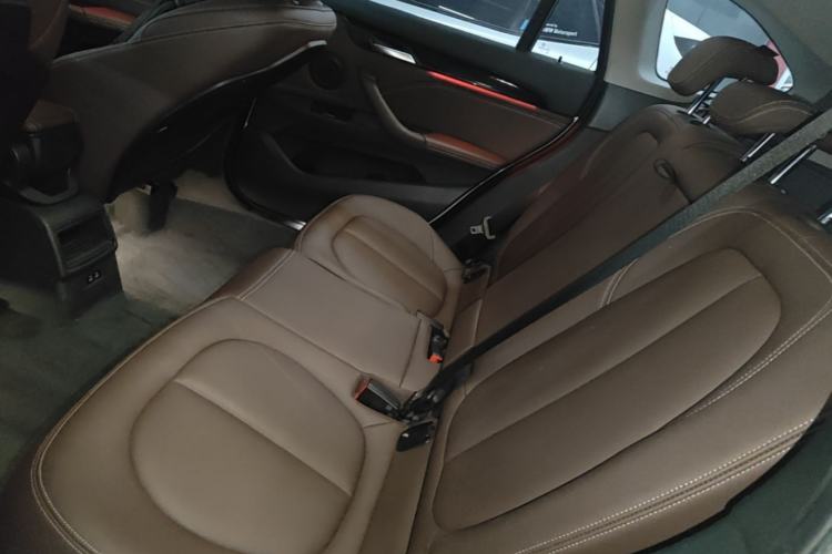 Used BMW X1 2020 sDrive20Li Fashion Model Left Rear Seat
