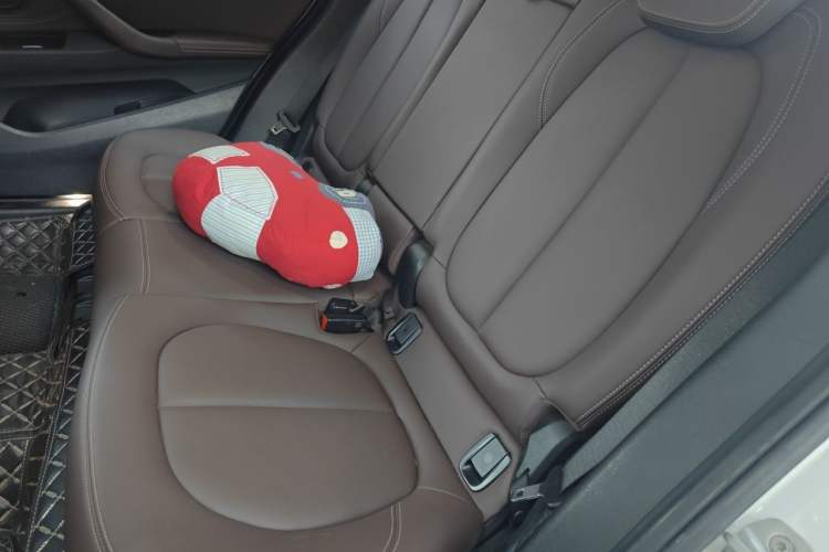 Used BMW X1 2020 xDrive25Li Luxury Edition Left Rear Seat