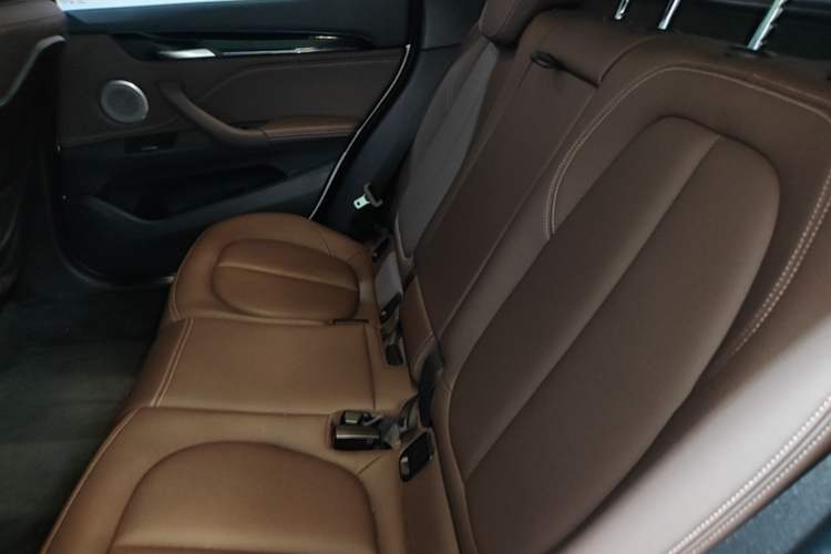 Used BMW X1 2020 sDrive20Li Fashion Model Left Rear Seat