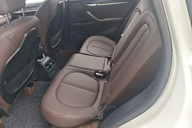 Used BMW X1 2020 xDrive25Li Luxury Edition Left Rear Seat