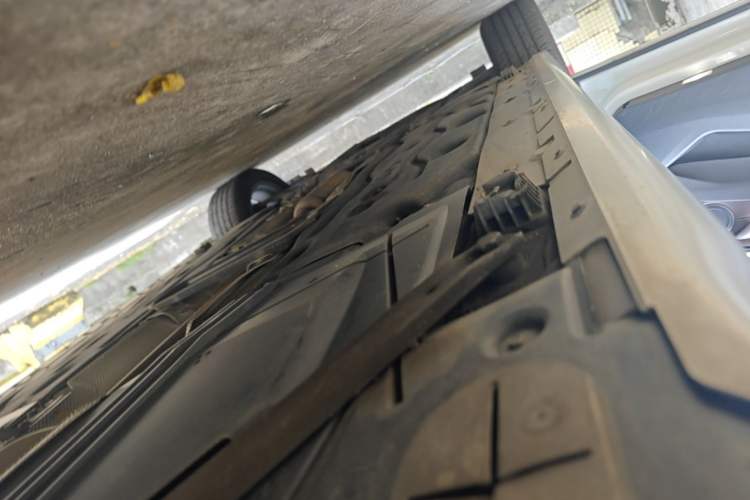 Used BMW X1 2020 sDrive20Li Premium Edition Left Side Sill