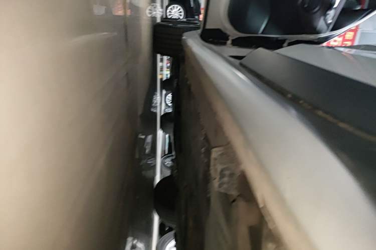 Used BMW X1 2020 sDrive20Li Premium Edition Left Side Sill