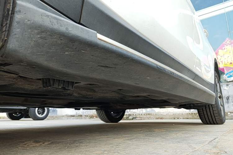 Used BMW X1 2020 sDrive25Li Leading Model Left Side Sill