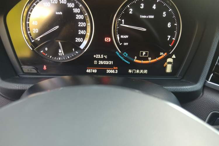 Used BMW X1 2020 sDrive25Li Leading Model Odometer Close Up