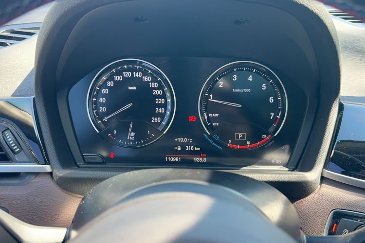 Used BMW X1 2020 sDrive25Li Leading Model Odometer Close Up